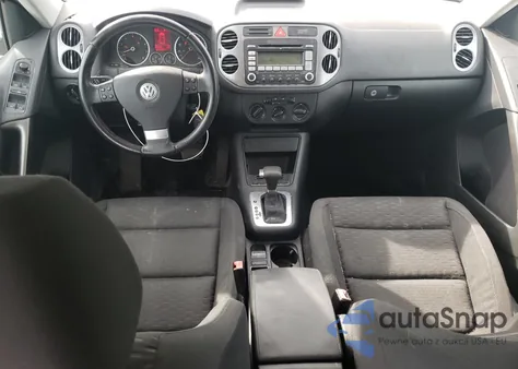 2009 Volkswagen Tiguan S из США, поврежденный, VIN WVGAV75N39W003838